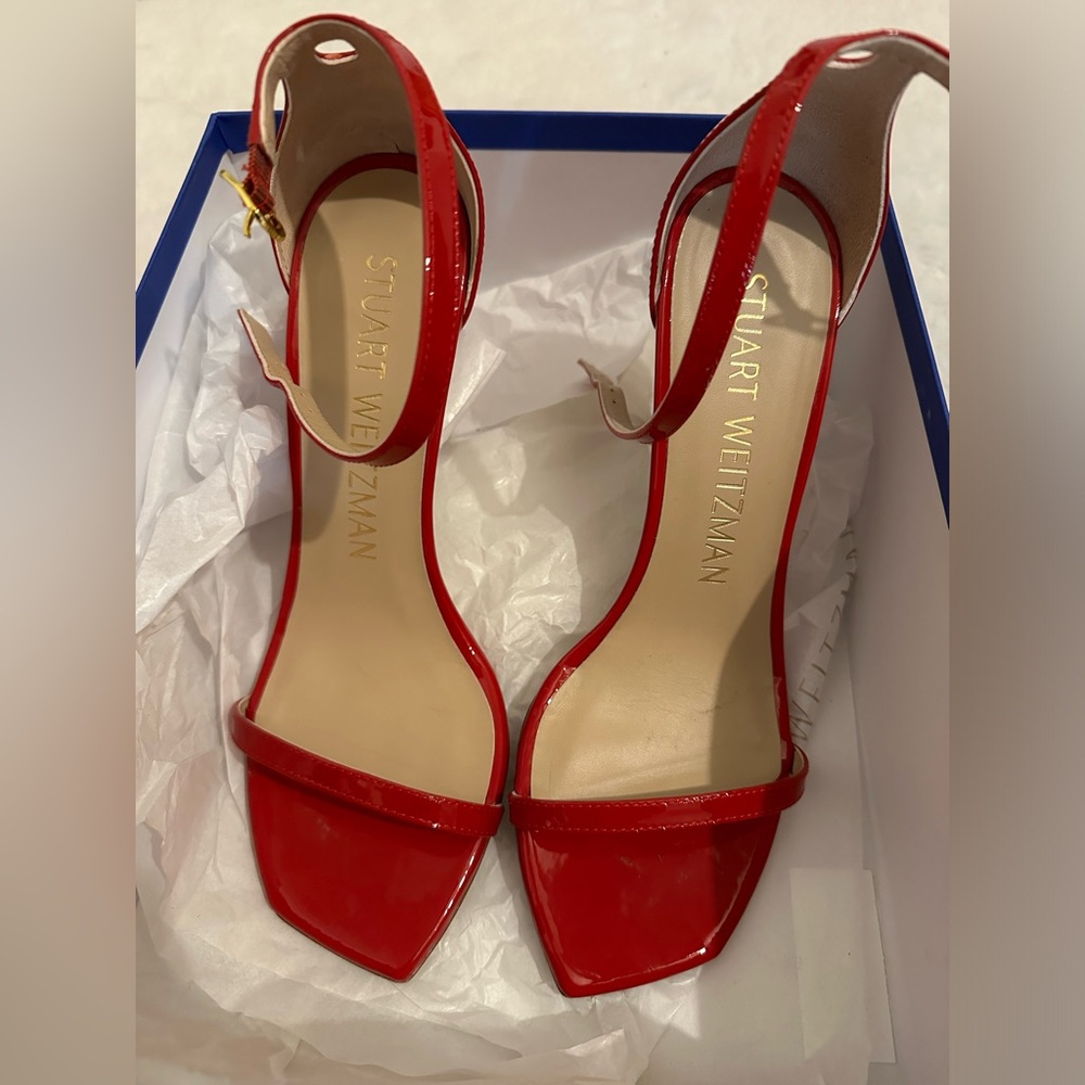 Stuart Weitzman Nudist Curve Heels